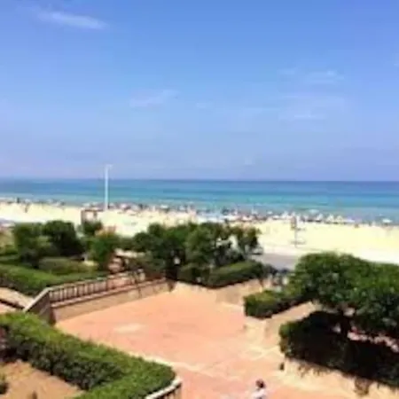 A Casa Di Rosa,fronte Spiaggia, Piscina,parcheggio アパート