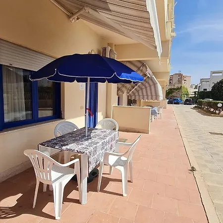 A Casa Di Rosa,fronte Spiaggia, Piscina,parcheggio